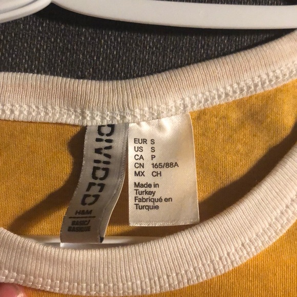 h&m yellow t-shirt - Picture 2 of 3